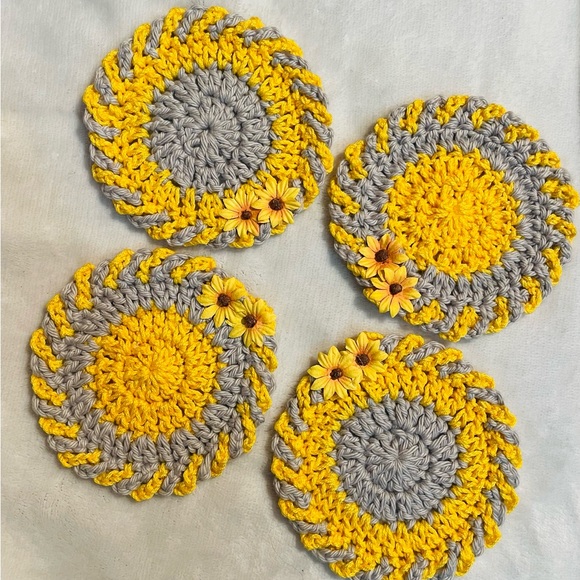 4 Handmade crochet coaster set. Yellow & gray with two flowers attached cottage - Picture 2 of 2